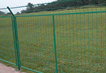 How to choose the right fence for your farm?